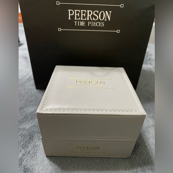 Person Time Pieces - Picture 7 of 8